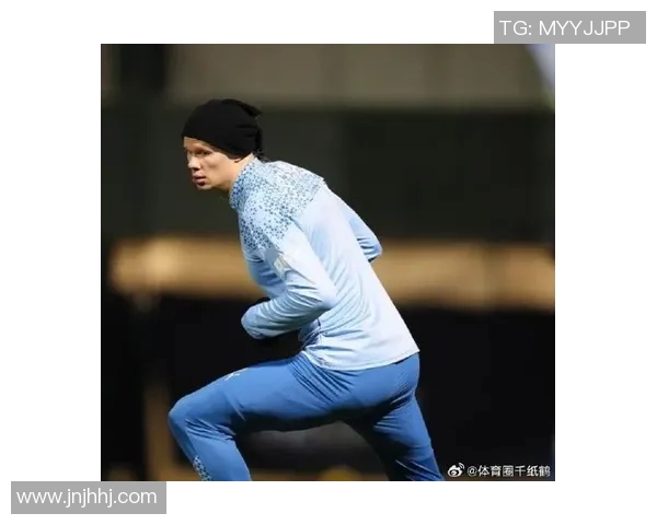 足球明星男生的INS头像精选展现个性与风格的完美结合